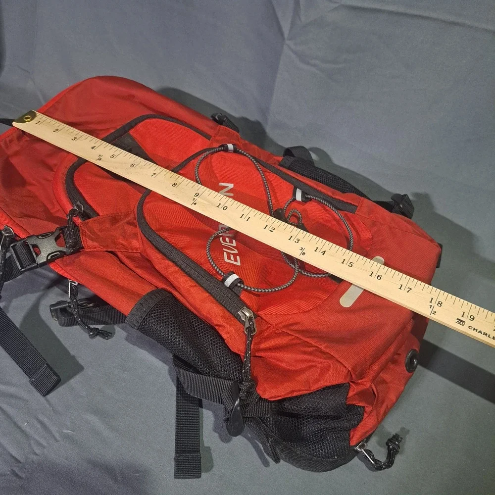 Everfun Red Hiking‎ Backpack Hydration Ready Outdoor Daypack Ripstop Mesh 18L